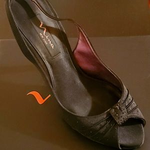 Peep toe, dress pumps, evening shoes